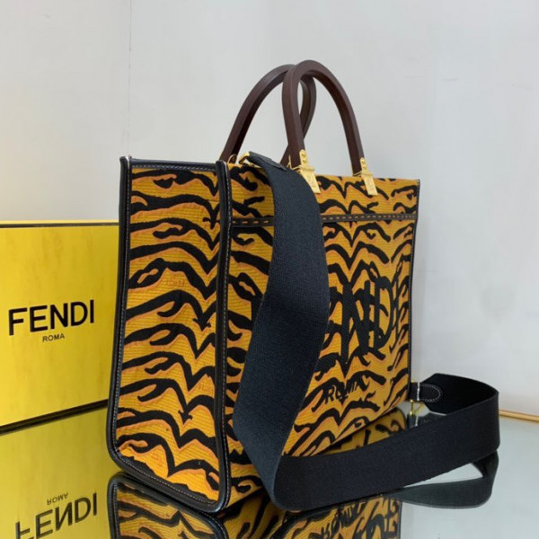 Fendi Sunshine Medium-35*17*31cm [Fendi480] CELINE CHANEL ACCESSORIES LOEWE SHOES LOUIS VUITTON DIRO YSL OTHER BRAND HANDBAGS BALENCIAGA BOTTEGA VENETA GOYARD HERMES BURBERRY VALENTINO GUCCI FENDI MIUMIU CHLOE PRADA BVLGARI SUITCASE NEW ARRIVAL 