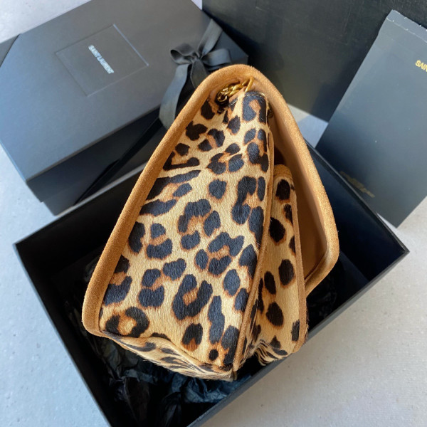 YSL NIKI MEDIUM [YSL444] CELINE CHANEL ACCESSORIES LOEWE SHOES LOUIS VUITTON DIRO YSL OTHER BRAND HANDBAGS BALENCIAGA BOTTEGA VENETA GOYARD HERMES BURBERRY VALENTINO GUCCI FENDI MIUMIU CHLOE PRADA BVLGARI SUITCASE NEW ARRIVAL 