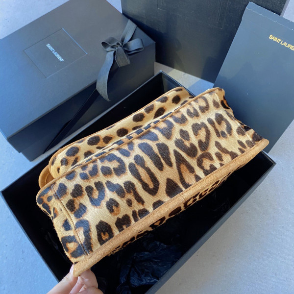 YSL NIKI MEDIUM [YSL444] CELINE CHANEL ACCESSORIES LOEWE SHOES LOUIS VUITTON DIRO YSL OTHER BRAND HANDBAGS BALENCIAGA BOTTEGA VENETA GOYARD HERMES BURBERRY VALENTINO GUCCI FENDI MIUMIU CHLOE PRADA BVLGARI SUITCASE NEW ARRIVAL 