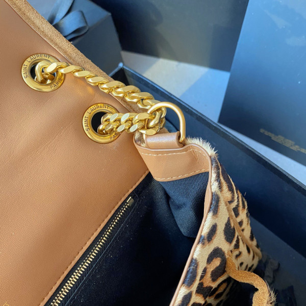 YSL NIKI MEDIUM [YSL444] CELINE CHANEL ACCESSORIES LOEWE SHOES LOUIS VUITTON DIRO YSL OTHER BRAND HANDBAGS BALENCIAGA BOTTEGA VENETA GOYARD HERMES BURBERRY VALENTINO GUCCI FENDI MIUMIU CHLOE PRADA BVLGARI SUITCASE NEW ARRIVAL 