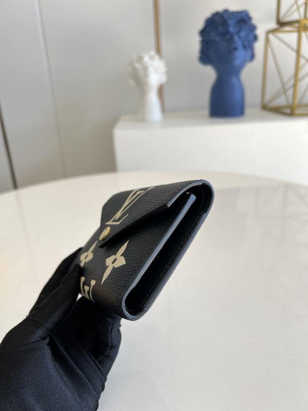 (image for) Louis Vuitton VICTORINE Wallet