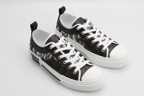 DIRO B23 OBLIQUE LOW TOP SNEAKER [DIRO1100] CELINE CHANEL ACCESSORIES LOEWE SHOES LOUIS VUITTON DIRO YSL OTHER BRAND HANDBAGS BALENCIAGA BOTTEGA VENETA GOYARD HERMES BURBERRY VALENTINO GUCCI FENDI MIUMIU CHLOE PRADA BVLGARI SUITCASE NEW ARRIVAL 