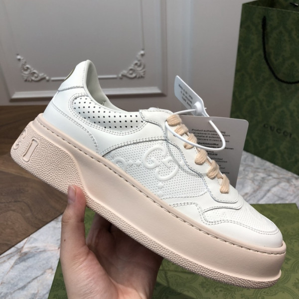(image for) GUCCI SNEAKER WITH WEB