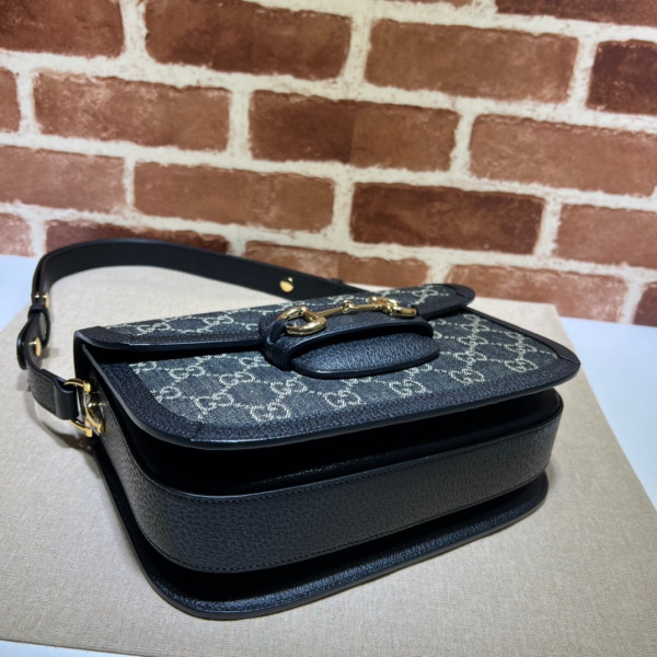 GUCCI Horsebit 1955 shoulder bag [602204-22] CELINE CHANEL ACCESSORIES LOEWE SHOES LOUIS VUITTON DIRO YSL OTHER BRAND HANDBAGS BALENCIAGA BOTTEGA VENETA GOYARD HERMES BURBERRY VALENTINO GUCCI FENDI MIUMIU CHLOE PRADA BVLGARI SUITCASE NEW ARRIVAL 