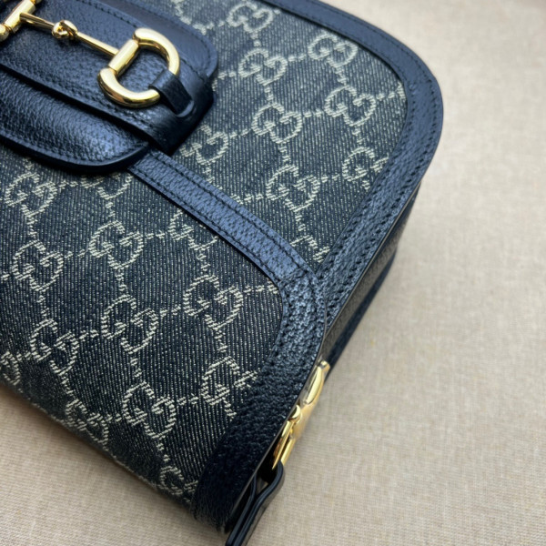 GUCCI Horsebit 1955 shoulder bag [602204-22] CELINE CHANEL ACCESSORIES LOEWE SHOES LOUIS VUITTON DIRO YSL OTHER BRAND HANDBAGS BALENCIAGA BOTTEGA VENETA GOYARD HERMES BURBERRY VALENTINO GUCCI FENDI MIUMIU CHLOE PRADA BVLGARI SUITCASE NEW ARRIVAL 
