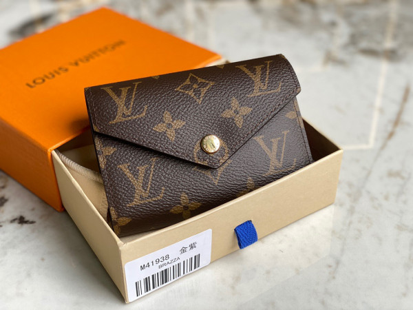 Louis Vuitton VICTORINE Wallet [M41938] CELINE CHANEL ACCESSORIES LOEWE SHOES LOUIS VUITTON DIRO YSL OTHER BRAND HANDBAGS BALENCIAGA BOTTEGA VENETA GOYARD HERMES BURBERRY VALENTINO GUCCI FENDI MIUMIU CHLOE PRADA BVLGARI SUITCASE NEW ARRIVAL 