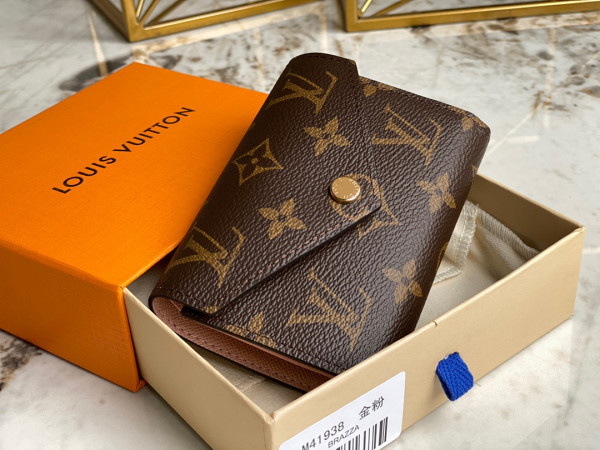 Louis Vuitton VICTORINE Wallet [M62360] CELINE CHANEL ACCESSORIES LOEWE SHOES LOUIS VUITTON DIRO YSL OTHER BRAND HANDBAGS BALENCIAGA BOTTEGA VENETA GOYARD HERMES BURBERRY VALENTINO GUCCI FENDI MIUMIU CHLOE PRADA BVLGARI SUITCASE NEW ARRIVAL 