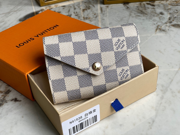 Louis Vuitton VICTORINE Wallet [N64022] CELINE CHANEL ACCESSORIES LOEWE SHOES LOUIS VUITTON DIRO YSL OTHER BRAND HANDBAGS BALENCIAGA BOTTEGA VENETA GOYARD HERMES BURBERRY VALENTINO GUCCI FENDI MIUMIU CHLOE PRADA BVLGARI SUITCASE NEW ARRIVAL 