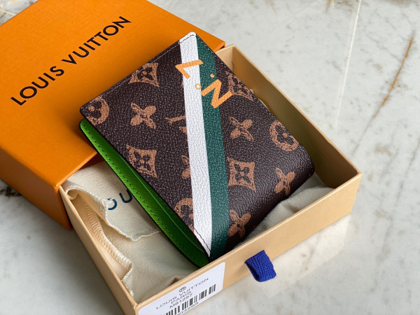 LOUIS VUITTON MULTIPLE WALLET [M81257] CELINE CHANEL ACCESSORIES LOEWE SHOES LOUIS VUITTON DIRO YSL OTHER BRAND HANDBAGS BALENCIAGA BOTTEGA VENETA GOYARD HERMES BURBERRY VALENTINO GUCCI FENDI MIUMIU CHLOE PRADA BVLGARI SUITCASE NEW ARRIVAL 