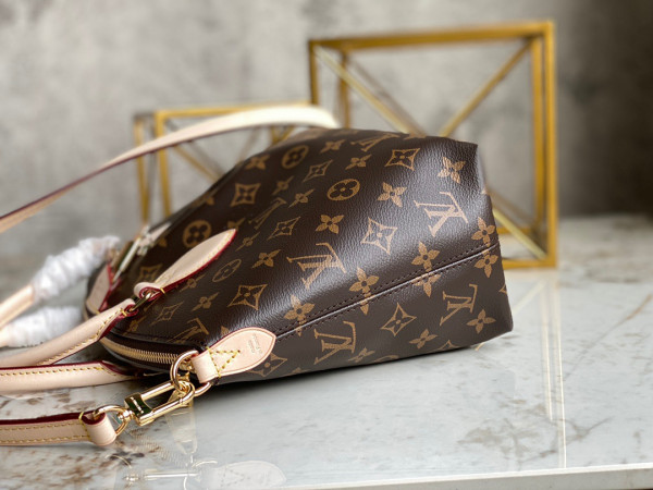 LOUIS VUITTON BO?TIE PM [M45986] CELINE CHANEL ACCESSORIES LOEWE SHOES LOUIS VUITTON DIRO YSL OTHER BRAND HANDBAGS BALENCIAGA BOTTEGA VENETA GOYARD HERMES BURBERRY VALENTINO GUCCI FENDI MIUMIU CHLOE PRADA BVLGARI SUITCASE NEW ARRIVAL 