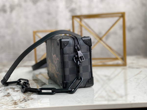 LOUIS VUITTON MINI SOFT TRUNK [N45278] CELINE CHANEL ACCESSORIES LOEWE SHOES LOUIS VUITTON DIRO YSL OTHER BRAND HANDBAGS BALENCIAGA BOTTEGA VENETA GOYARD HERMES BURBERRY VALENTINO GUCCI FENDI MIUMIU CHLOE PRADA BVLGARI SUITCASE NEW ARRIVAL 