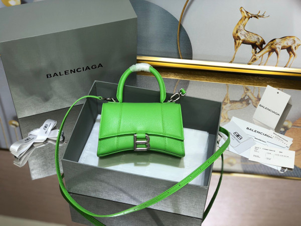 BALENCIAGA HOURGLASS [Balenciaga385] CELINE CHANEL ACCESSORIES LOEWE SHOES LOUIS VUITTON DIRO YSL OTHER BRAND HANDBAGS BALENCIAGA BOTTEGA VENETA GOYARD HERMES BURBERRY VALENTINO GUCCI FENDI MIUMIU CHLOE PRADA BVLGARI SUITCASE NEW ARRIVAL 