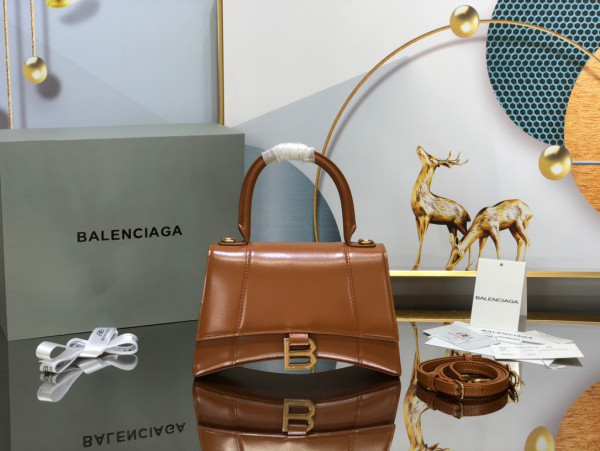 BALENCIAGA HOURGLASS [Balenciaga384] CELINE CHANEL ACCESSORIES LOEWE SHOES LOUIS VUITTON DIRO YSL OTHER BRAND HANDBAGS BALENCIAGA BOTTEGA VENETA GOYARD HERMES BURBERRY VALENTINO GUCCI FENDI MIUMIU CHLOE PRADA BVLGARI SUITCASE NEW ARRIVAL 