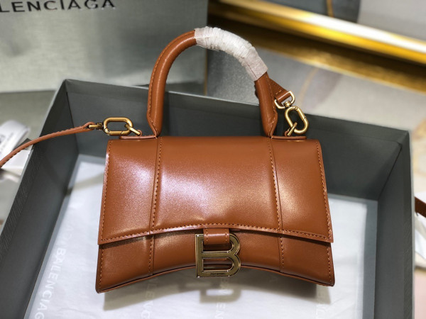 BALENCIAGA HOURGLASS [Balenciaga383] CELINE CHANEL ACCESSORIES LOEWE SHOES LOUIS VUITTON DIRO YSL OTHER BRAND HANDBAGS BALENCIAGA BOTTEGA VENETA GOYARD HERMES BURBERRY VALENTINO GUCCI FENDI MIUMIU CHLOE PRADA BVLGARI SUITCASE NEW ARRIVAL 