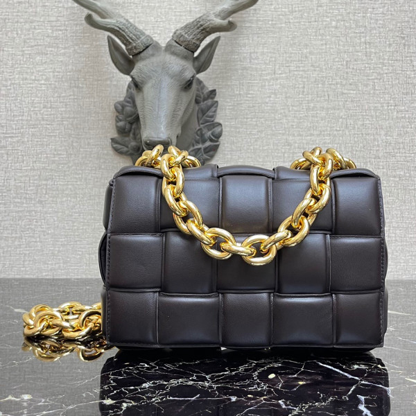 (image for) BOTTEGA VENETA THE CHAIN CASSETTE