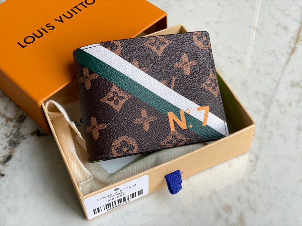 (image for) LOUIS VUITTON MULTIPLE WALLET