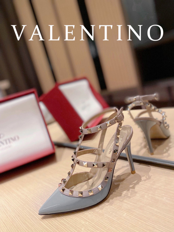 VALENTINO ROCKSTUD SANDAL [Valentino173] CELINE CHANEL ACCESSORIES LOEWE SHOES LOUIS VUITTON DIRO YSL OTHER BRAND HANDBAGS BALENCIAGA BOTTEGA VENETA GOYARD HERMES BURBERRY VALENTINO GUCCI FENDI MIUMIU CHLOE PRADA BVLGARI SUITCASE NEW ARRIVAL 