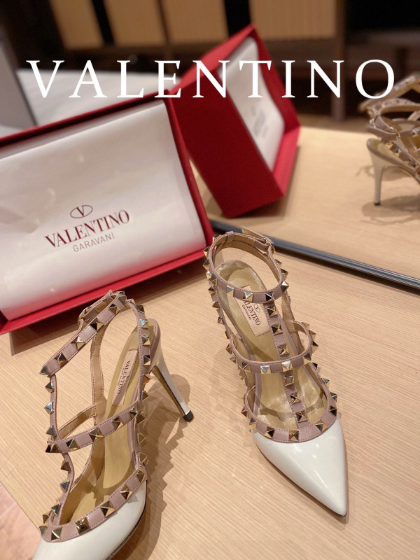 VALENTINO ROCKSTUD SANDAL [Valentino172] CELINE CHANEL ACCESSORIES LOEWE SHOES LOUIS VUITTON DIRO YSL OTHER BRAND HANDBAGS BALENCIAGA BOTTEGA VENETA GOYARD HERMES BURBERRY VALENTINO GUCCI FENDI MIUMIU CHLOE PRADA BVLGARI SUITCASE NEW ARRIVAL 