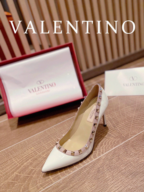 (image for) VALENTINO ROCKSTUD HIGH HEELS