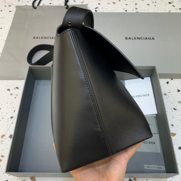 (image for) BALENCIAGA DOWNTOWN MEDIUM SHOULDER BAG