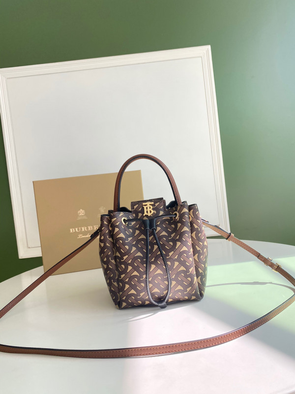 BURBERRY Bucket Bag (image for) BURBERRY Bucket Bag