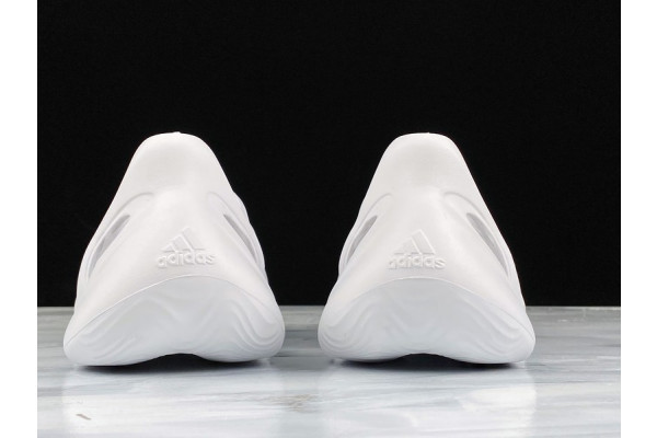 (image for) YEEZY FOAM RUNNER SLIDE