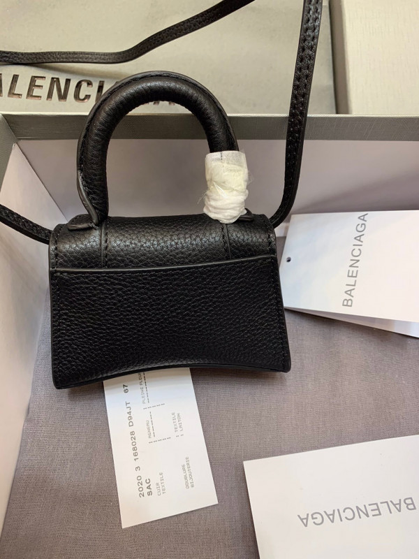 (image for) BALENCIAGA HOURGLASS