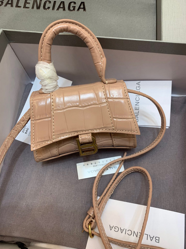 (image for) BALENCIAGA HOURGLASS