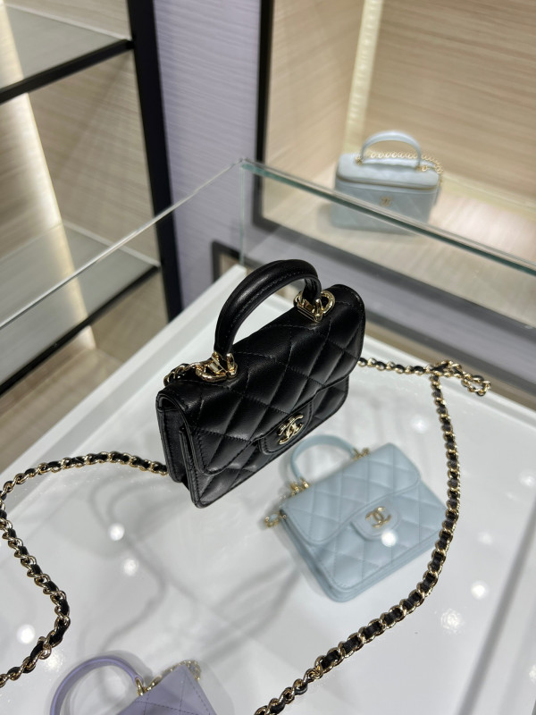 (image for) CL FLAP COIN PURSE WITH CHAIN