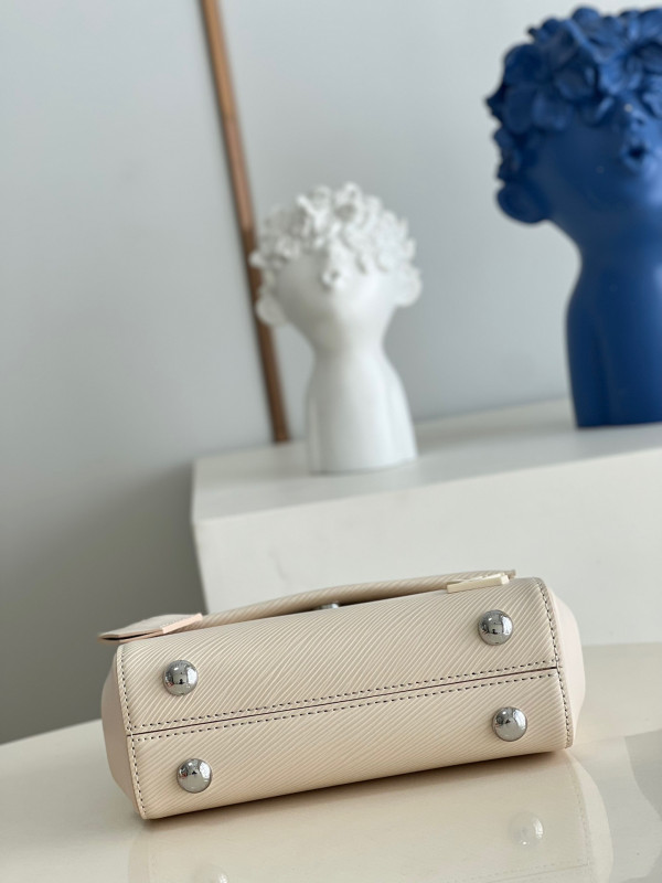(image for) LOUIS VUITTON CLUNY MINI