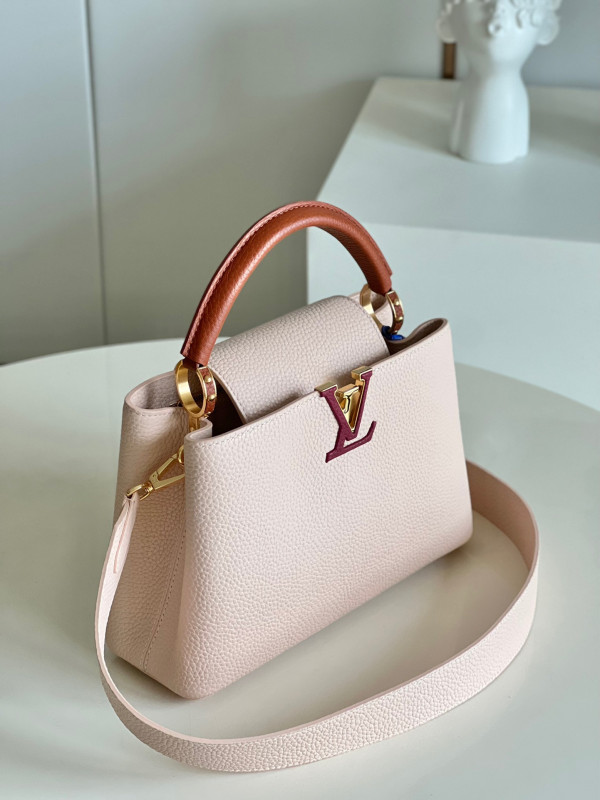 (image for) LOUIS VUITTON CAPUCINES BB