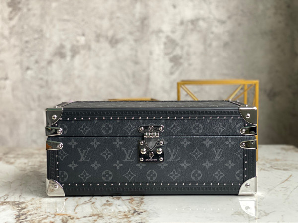 (image for) LOUIS VUITTON COFFRET ACCESSOIRES