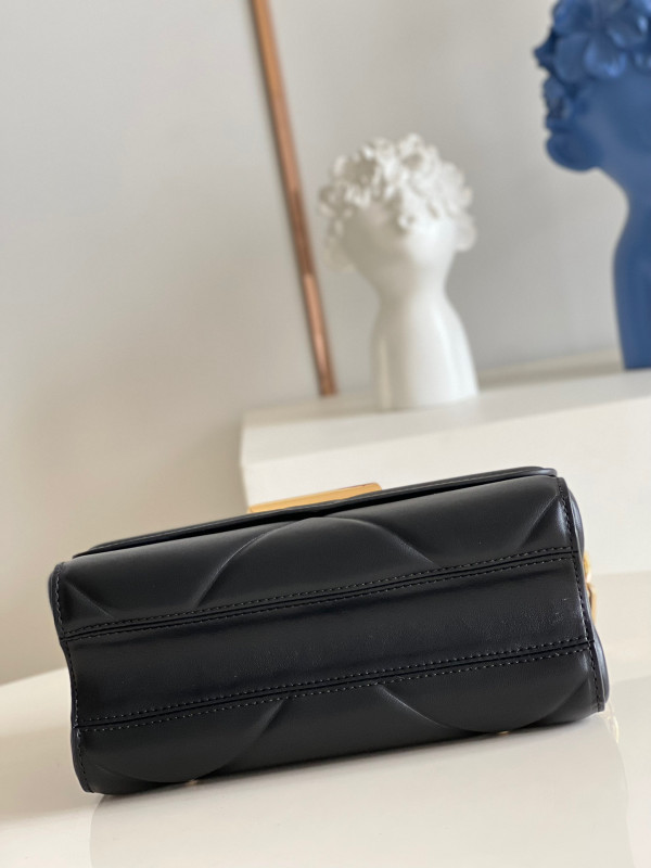 LOUIS VUITTON TWIST MM (image for) LOUIS VUITTON TWIST MM