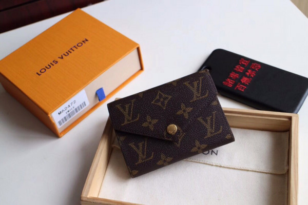 (image for) LOUIS VUITTON VICTORINE WALLET