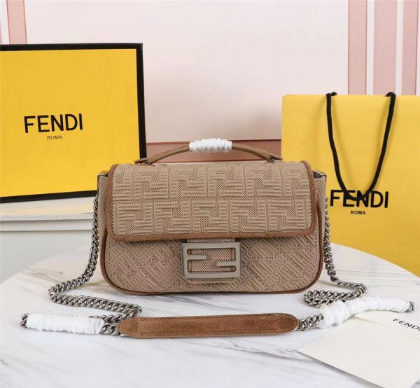 (image for) FENDI MIDI BAGUETTE CHAIN