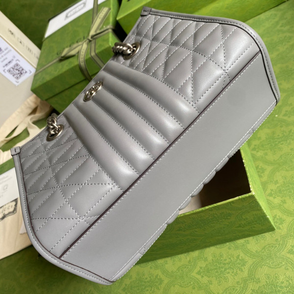 GUCCI GG Marmont Tote Bag [681483-1] CELINE CHANEL ACCESSORIES LOEWE SHOES LOUIS VUITTON DIRO YSL OTHER BRAND HANDBAGS BALENCIAGA BOTTEGA VENETA GOYARD HERMES BURBERRY VALENTINO GUCCI FENDI MIUMIU CHLOE PRADA BVLGARI SUITCASE NEW ARRIVAL 