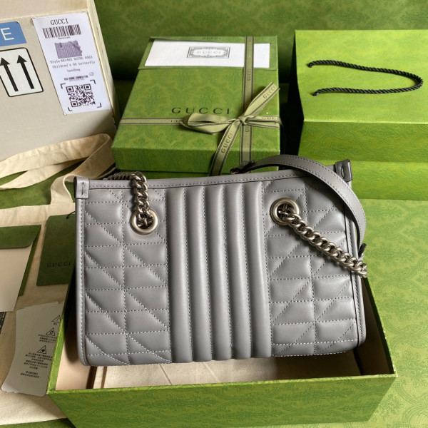 GUCCI GG Marmont Tote Bag [681483-1] CELINE CHANEL ACCESSORIES LOEWE SHOES LOUIS VUITTON DIRO YSL OTHER BRAND HANDBAGS BALENCIAGA BOTTEGA VENETA GOYARD HERMES BURBERRY VALENTINO GUCCI FENDI MIUMIU CHLOE PRADA BVLGARI SUITCASE NEW ARRIVAL 