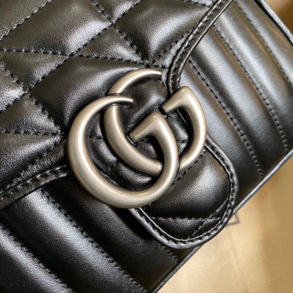 GUCCI GG Marmont Mini Top Handle Bag [583571-7] CELINE CHANEL ACCESSORIES LOEWE SHOES LOUIS VUITTON DIRO YSL OTHER BRAND HANDBAGS BALENCIAGA BOTTEGA VENETA GOYARD HERMES BURBERRY VALENTINO GUCCI FENDI MIUMIU CHLOE PRADA BVLGARI SUITCASE NEW ARRIVAL 