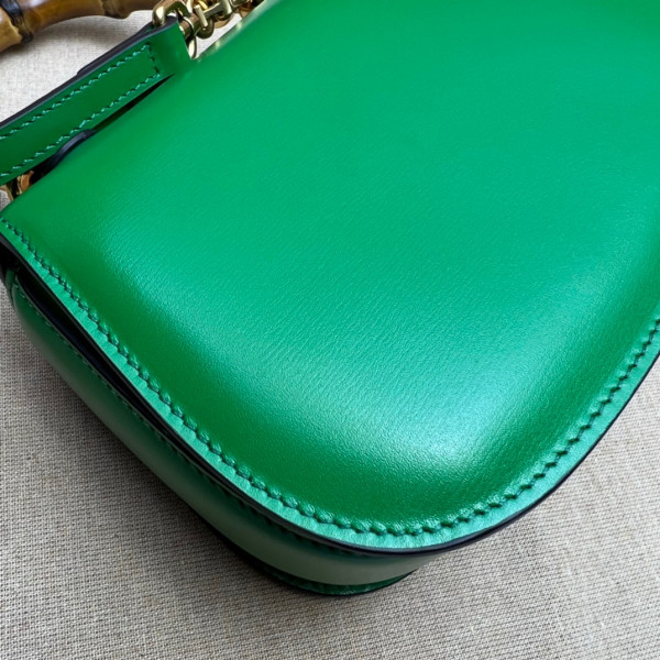GUCCI Mini top handle bag with Bamboo [686864-7] CELINE CHANEL ACCESSORIES LOEWE SHOES LOUIS VUITTON DIRO YSL OTHER BRAND HANDBAGS BALENCIAGA BOTTEGA VENETA GOYARD HERMES BURBERRY VALENTINO GUCCI FENDI MIUMIU CHLOE PRADA BVLGARI SUITCASE NEW ARRIVAL 
