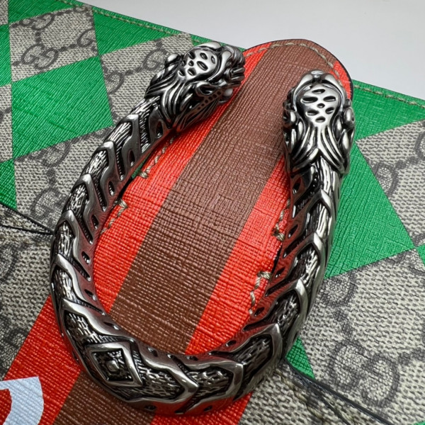 GUCCI Dionysus small shoulder bag [400249-15] CELINE CHANEL ACCESSORIES LOEWE SHOES LOUIS VUITTON DIRO YSL OTHER BRAND HANDBAGS BALENCIAGA BOTTEGA VENETA GOYARD HERMES BURBERRY VALENTINO GUCCI FENDI MIUMIU CHLOE PRADA BVLGARI SUITCASE NEW ARRIVAL 