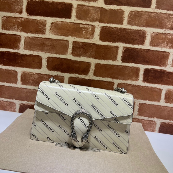 GUCCI Dionysus small shoulder bag [400249-13] CELINE CHANEL ACCESSORIES LOEWE SHOES LOUIS VUITTON DIRO YSL OTHER BRAND HANDBAGS BALENCIAGA BOTTEGA VENETA GOYARD HERMES BURBERRY VALENTINO GUCCI FENDI MIUMIU CHLOE PRADA BVLGARI SUITCASE NEW ARRIVAL 