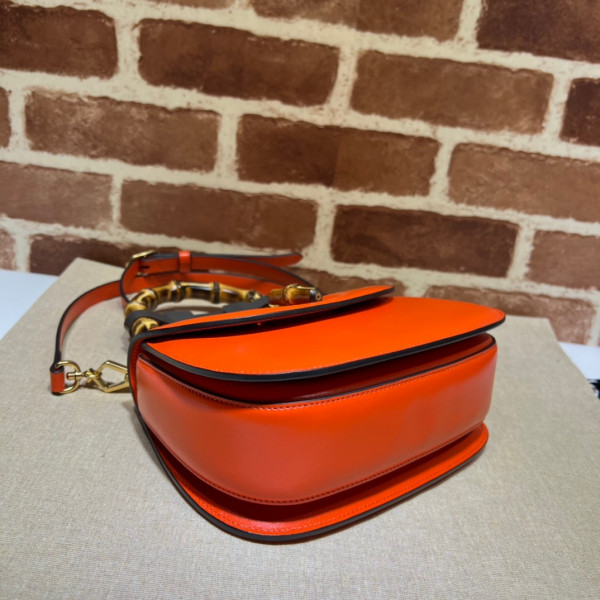 Gucci Small top handle bag with Bamboo [675797-6] CELINE CHANEL ACCESSORIES LOEWE SHOES LOUIS VUITTON DIRO YSL OTHER BRAND HANDBAGS BALENCIAGA BOTTEGA VENETA GOYARD HERMES BURBERRY VALENTINO GUCCI FENDI MIUMIU CHLOE PRADA BVLGARI SUITCASE NEW ARRIVAL 