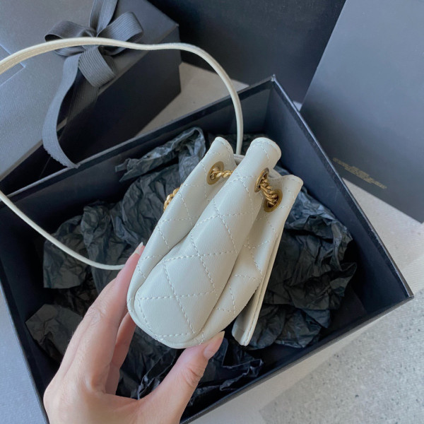 YSL MINI NOLITA [YSL426] CELINE CHANEL ACCESSORIES LOEWE SHOES LOUIS VUITTON DIRO YSL OTHER BRAND HANDBAGS BALENCIAGA BOTTEGA VENETA GOYARD HERMES BURBERRY VALENTINO GUCCI FENDI MIUMIU CHLOE PRADA BVLGARI SUITCASE NEW ARRIVAL 
