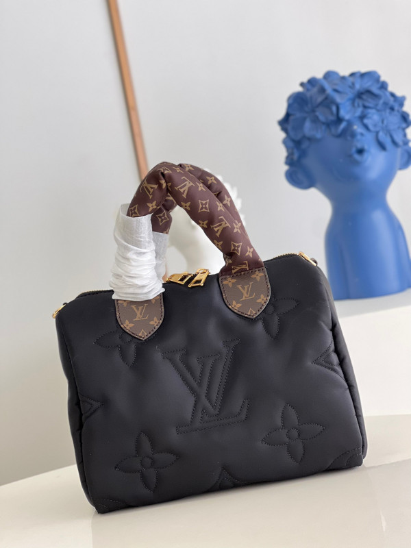Louis Vuitton Speedy Bandoulière 25 [M59008] CELINE CHANEL ACCESSORIES LOEWE SHOES LOUIS VUITTON DIRO YSL OTHER BRAND HANDBAGS BALENCIAGA BOTTEGA VENETA GOYARD HERMES BURBERRY VALENTINO GUCCI FENDI MIUMIU CHLOE PRADA BVLGARI SUITCASE NEW ARRIVAL 