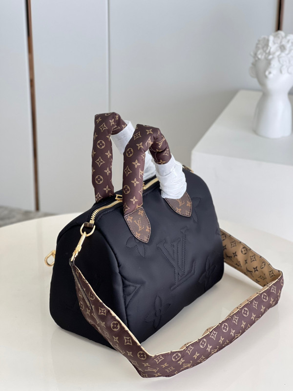 Louis Vuitton Speedy Bandoulière 25 [M59008] CELINE CHANEL ACCESSORIES LOEWE SHOES LOUIS VUITTON DIRO YSL OTHER BRAND HANDBAGS BALENCIAGA BOTTEGA VENETA GOYARD HERMES BURBERRY VALENTINO GUCCI FENDI MIUMIU CHLOE PRADA BVLGARI SUITCASE NEW ARRIVAL 