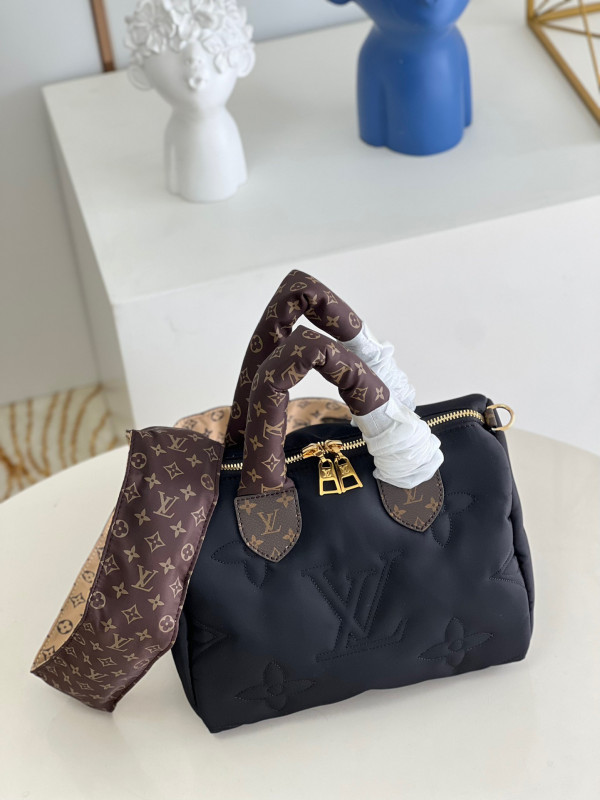 Louis Vuitton Speedy Bandoulière 25 [M59008] CELINE CHANEL ACCESSORIES LOEWE SHOES LOUIS VUITTON DIRO YSL OTHER BRAND HANDBAGS BALENCIAGA BOTTEGA VENETA GOYARD HERMES BURBERRY VALENTINO GUCCI FENDI MIUMIU CHLOE PRADA BVLGARI SUITCASE NEW ARRIVAL 
