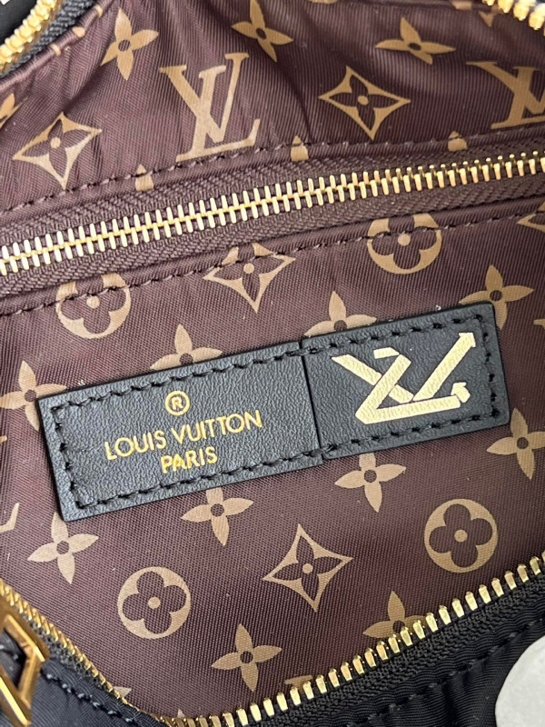 Louis Vuitton Speedy Bandoulière 25 [M59008] CELINE CHANEL ACCESSORIES LOEWE SHOES LOUIS VUITTON DIRO YSL OTHER BRAND HANDBAGS BALENCIAGA BOTTEGA VENETA GOYARD HERMES BURBERRY VALENTINO GUCCI FENDI MIUMIU CHLOE PRADA BVLGARI SUITCASE NEW ARRIVAL 