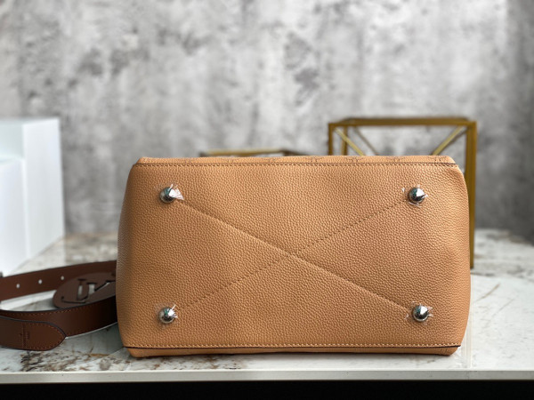 LOUIS VUITTON BEAUBOURG HOBO MM [Louis1111] CELINE CHANEL ACCESSORIES LOEWE SHOES LOUIS VUITTON DIRO YSL OTHER BRAND HANDBAGS BALENCIAGA BOTTEGA VENETA GOYARD HERMES BURBERRY VALENTINO GUCCI FENDI MIUMIU CHLOE PRADA BVLGARI SUITCASE NEW ARRIVAL 