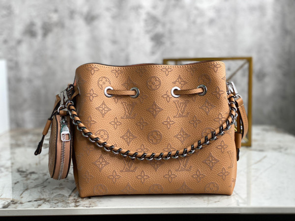 LOUIS VUITTON BELLA [Louis1110] CELINE CHANEL ACCESSORIES LOEWE SHOES LOUIS VUITTON DIRO YSL OTHER BRAND HANDBAGS BALENCIAGA BOTTEGA VENETA GOYARD HERMES BURBERRY VALENTINO GUCCI FENDI MIUMIU CHLOE PRADA BVLGARI SUITCASE NEW ARRIVAL 