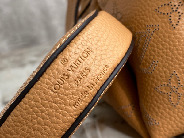 LOUIS VUITTON BELLA [Louis1110] CELINE CHANEL ACCESSORIES LOEWE SHOES LOUIS VUITTON DIRO YSL OTHER BRAND HANDBAGS BALENCIAGA BOTTEGA VENETA GOYARD HERMES BURBERRY VALENTINO GUCCI FENDI MIUMIU CHLOE PRADA BVLGARI SUITCASE NEW ARRIVAL 